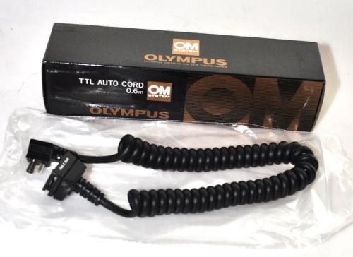 OLYMPUS TTL AUTO CORD 0.6m NEW IN BOX