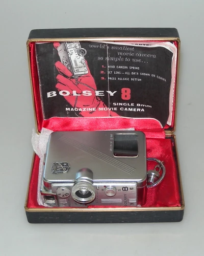 BOLSEY 8 SUBMINIATURE MOVIE CAMERA WITH NAVITAR 10mm 1.8, WRIST CHAIN, INSTRUCTIONS IN ENGLISH, CASE, IN VERY GOOD CONDITION