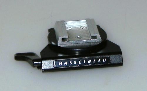 HASSELBLAD HOOD ATTACHMENT FLASH SHOE 40258 IN VERY GOOD CONDITION