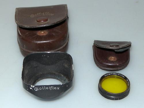 ROLLEIFLEX LENS HOOD WITH YELLOW FILTER FOR MODELS BEFORE WAR, BAGS, IN GOOD CONDITION