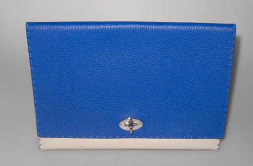 Fendi large flat clutch in blue and beige grained leather, superb new condition