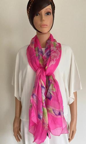 Leonard stole in pink silk with floral patterns, new label