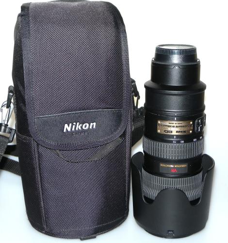 NIKON 70-200mm 2.8G AF-S VR IF ED WITH LENS HOOD, FILTER AND BAG MINT