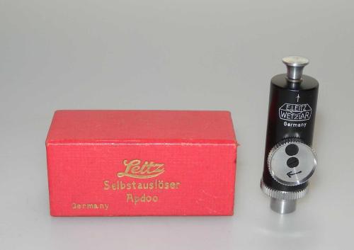 LEICA SELF TIMER APDOO MINT WITH BOX