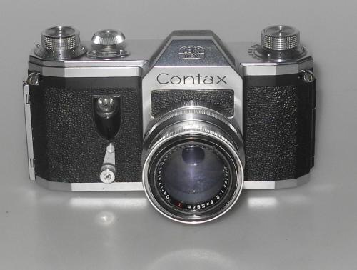 CONTAX S MODEL C FROM 1951 WITH BIOTAR 58/2 IN VERY GOOD CONDITION