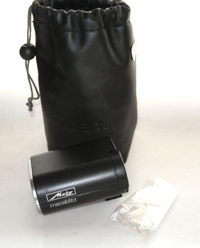METZ SPEEDLITE 20 BC 6 WITH DIFFUSER AND BAG IN GOOD CONDITION