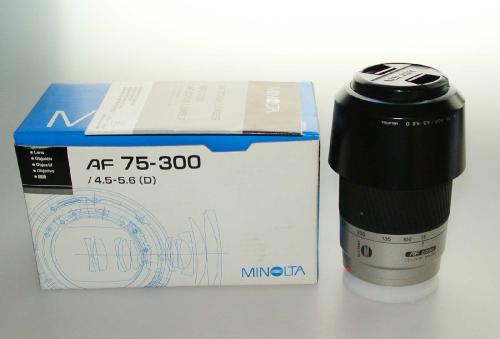 MINOLTA SONY 75-300mm 4.5-5.6 AFD SILVER WITH LENS HOOD, INSTRUCTIONS, BOX MINT