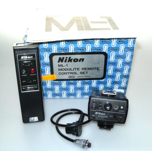NIKON ML-1 MODULITE REMOTE CONTROL SET WITH INSTRUCTIONS IN FRENCH NEW IN BOX