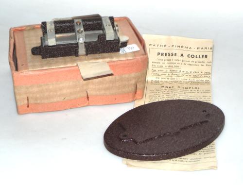 PATHE FILM MENDER 16mm FILMS WITH INSTRUCTIONS AND ORIGINAL CASE
