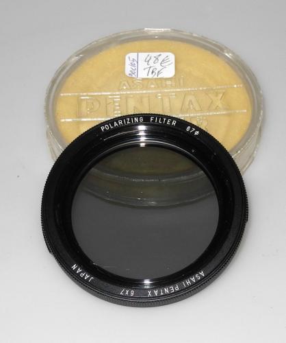 PENTAX 67 POLARIZING FILTER 67 WITH PLASTIC BOX IN VERY GOOD CONDITION
