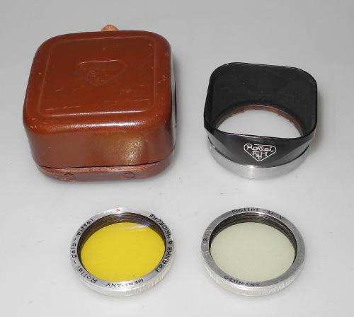 ROLLEIFLEX SET WITH LENS HOOD BAYONET 1, YELLOW FILTER, UV FILTER, IN VERY GOOD CONDITION
