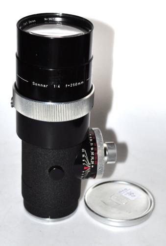 ZEISS IKON CONTAREX 250mm 4 SONNAR WITH HAND GRIP