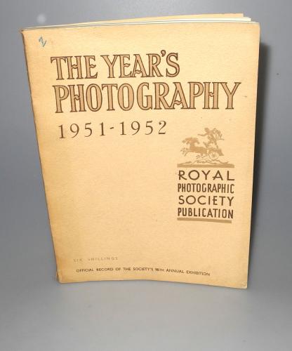 THE YEAR'S PHOTOGRAPHY 1951-1952 ROYAL PHOTOGRAPHIC SOCIETY PUBLICATION