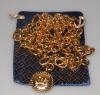 Chanel ceinture chaine métal doré, médaillon rond, T.99 cm, vintage, très bel état