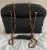 Chanel sac grand shopping cuir matelassé noir, vintage année 1980, Dustbag, très bel état