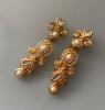 Christian Dior Germany pendants d'oreilles en métal doré, perles et cristaux, vintage 1980, superbes