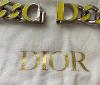 Christian Dior collier en métal argenté et émaillé jaune à maillons, boite, superbe