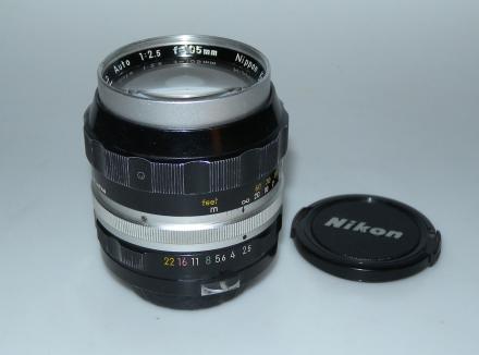 Nikon, NIKON 10-20mm 4-5.6 EX DC HSM SIGMA WITH LENS HOOD, BAG 